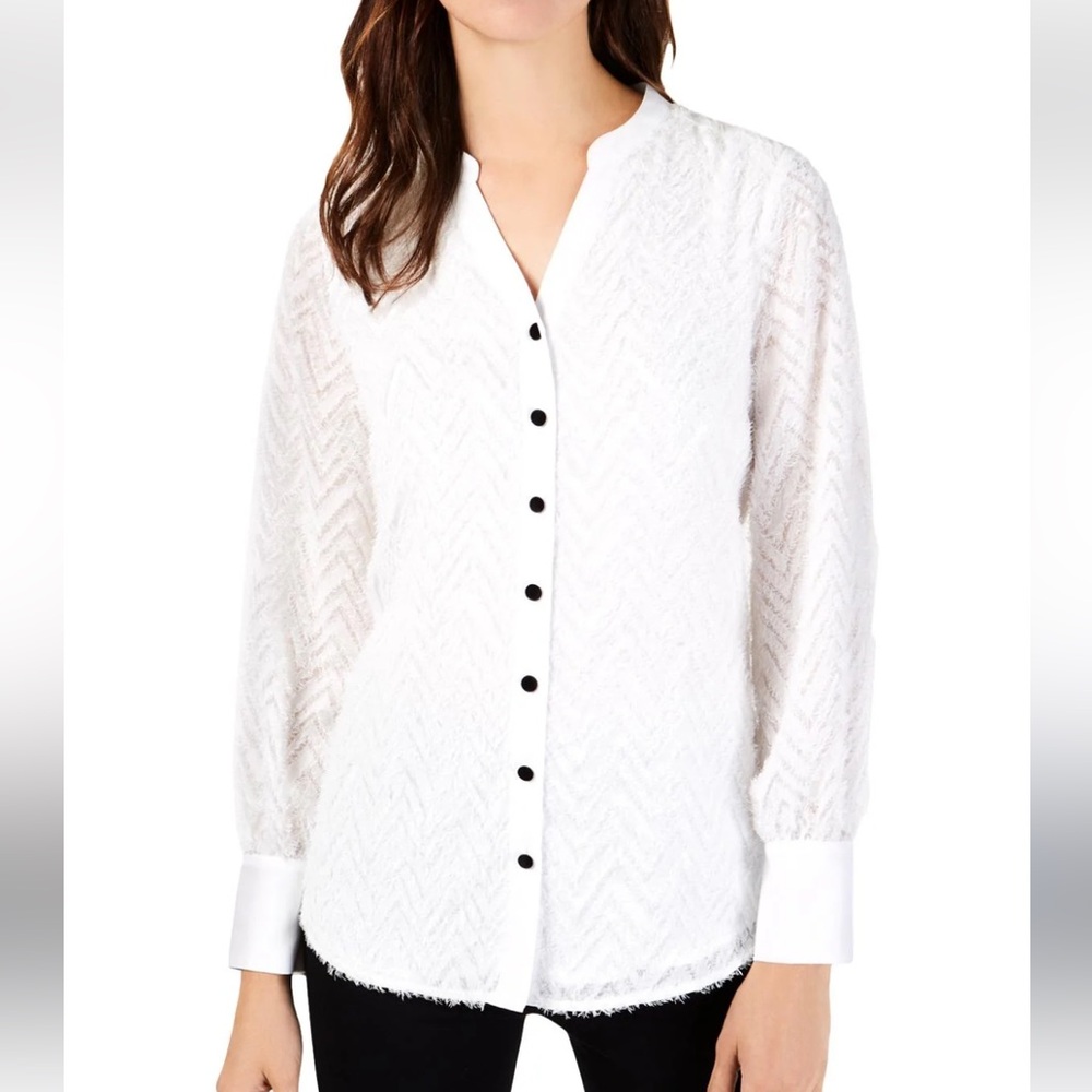 Alfani White fuzzy blouse